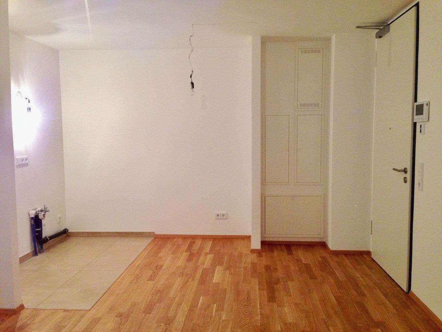 Pronájem bytu 1+kk 35 m², Frankfurt, Hessen Pronájem bytu 1+kk 35 m², Frankfurt, Hessen