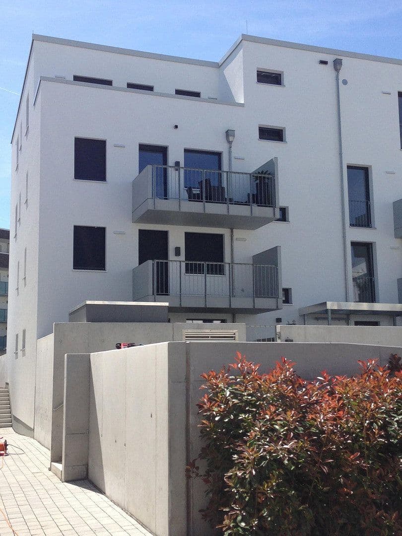 Pronájem bytu 1+kk 35 m², Frankfurt, Hessen Pronájem bytu 1+kk 35 m², Frankfurt, Hessen