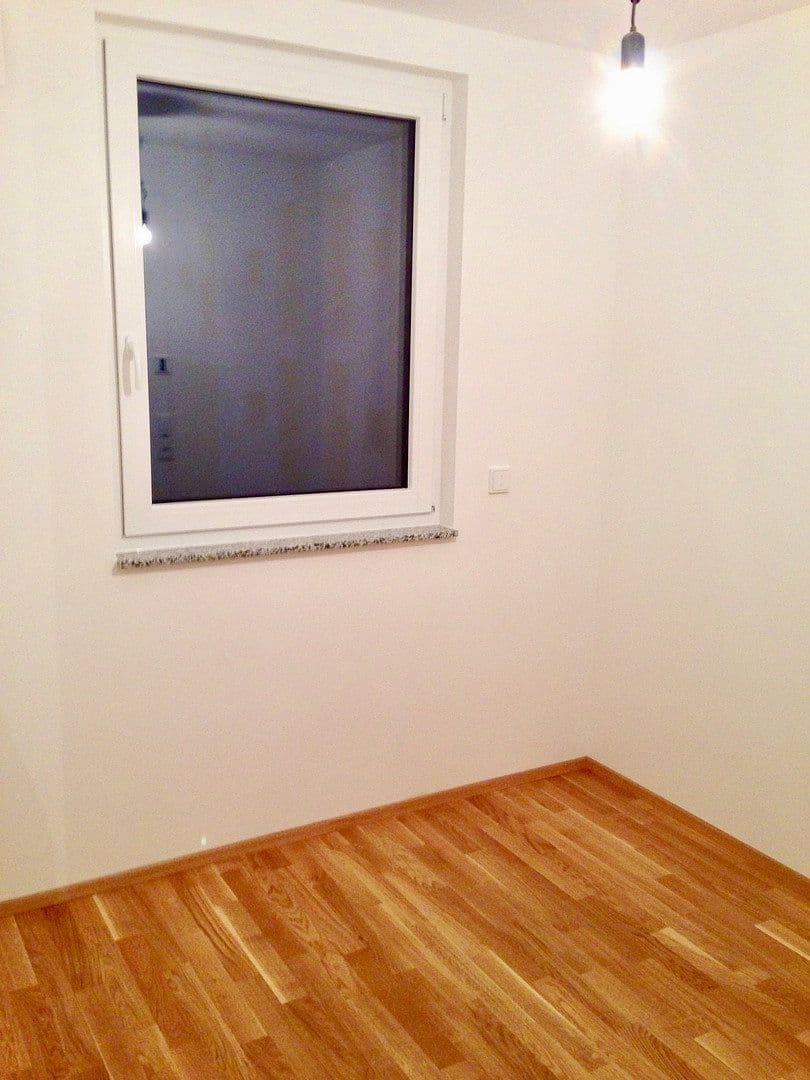 Pronájem bytu 1+kk 35 m², Frankfurt, Hessen Pronájem bytu 1+kk 35 m², Frankfurt, Hessen