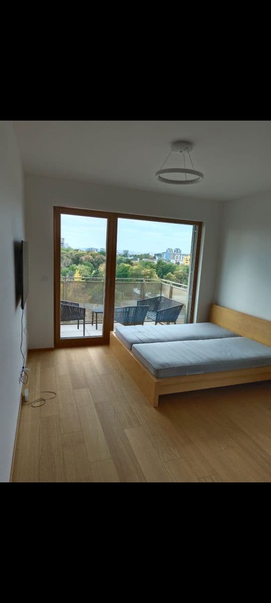 Pronájem bytu 1+kk 30 m², Mölzerova, Praha, Praha Pronájem bytu 1+kk 30 m², Mölzerova, Praha, Praha