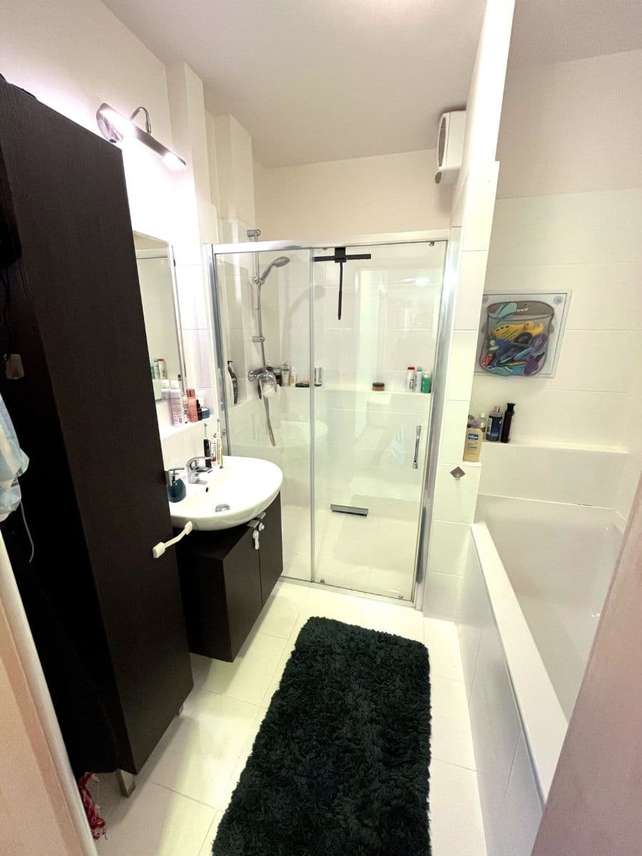 Pronájem bytu 3+kk 70 m², Miloše Havla, Praha, Praha Pronájem bytu 3+kk 70 m², Miloše Havla, Praha, Praha