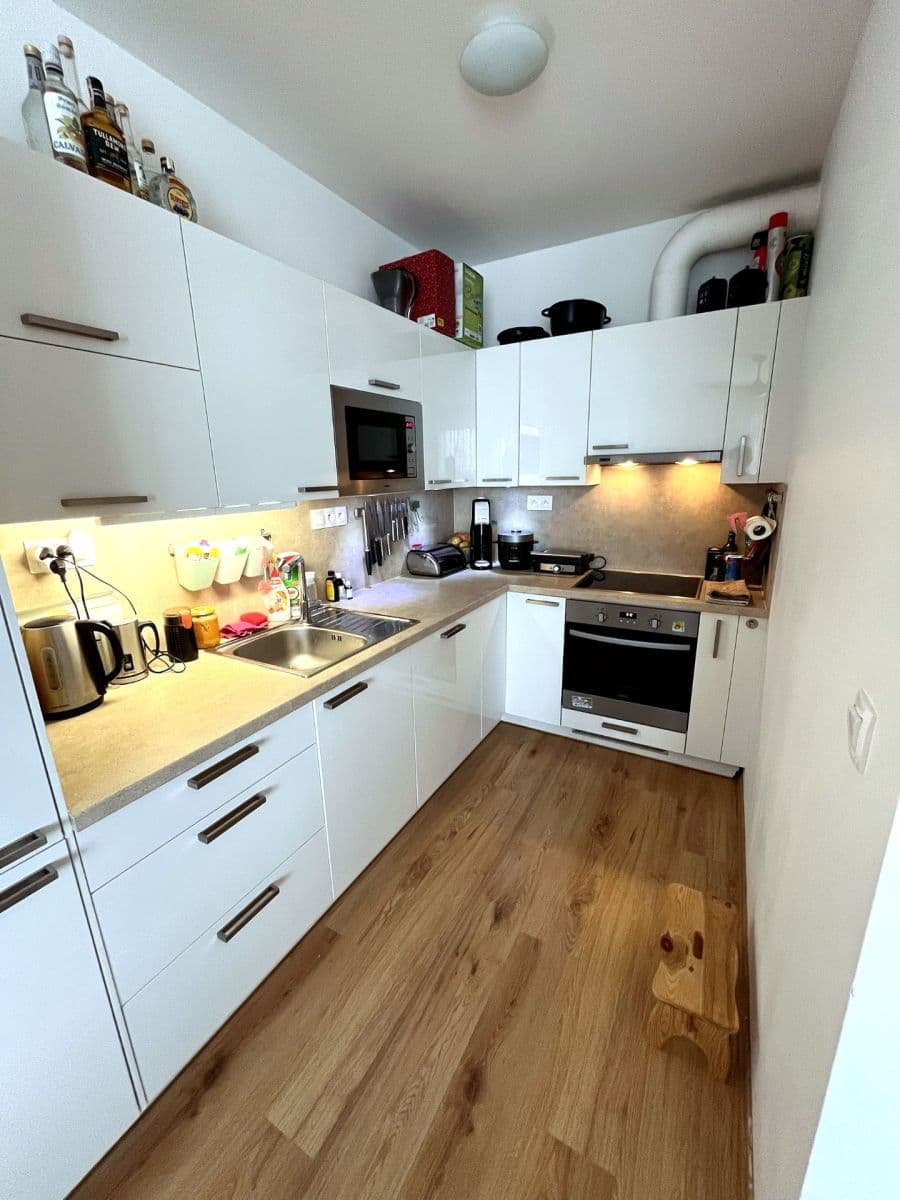 Pronájem bytu 3+kk 70 m², Miloše Havla, Praha, Praha Pronájem bytu 3+kk 70 m², Miloše Havla, Praha, Praha