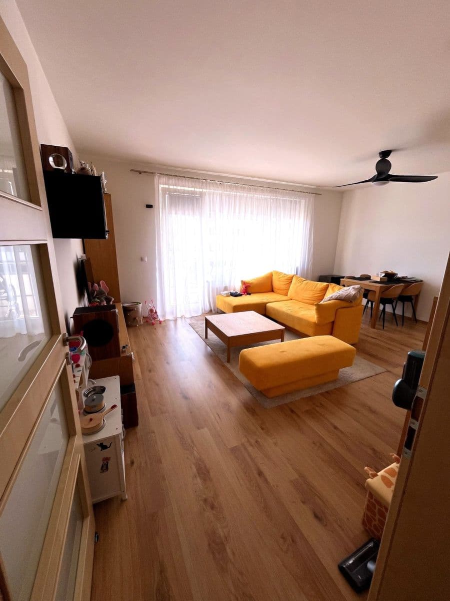 Pronájem bytu 3+kk 70 m², Miloše Havla, Praha, Praha Pronájem bytu 3+kk 70 m², Miloše Havla, Praha, Praha