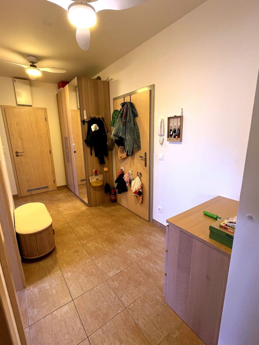 Pronájem bytu 3+kk 70 m², Miloše Havla, Praha, Praha Pronájem bytu 3+kk 70 m², Miloše Havla, Praha, Praha