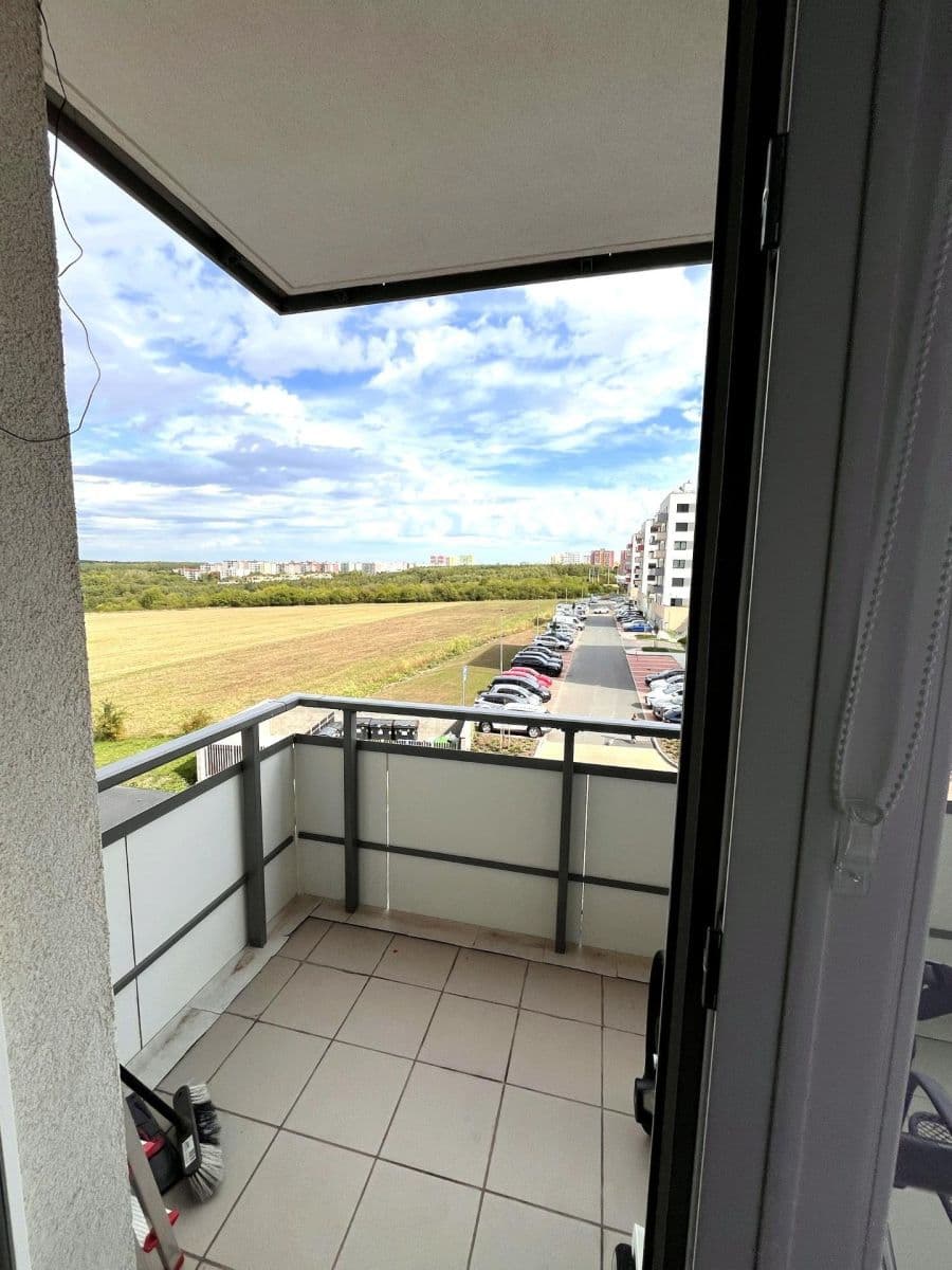Pronájem bytu 3+kk 70 m², Miloše Havla, Praha, Praha Pronájem bytu 3+kk 70 m², Miloše Havla, Praha, Praha