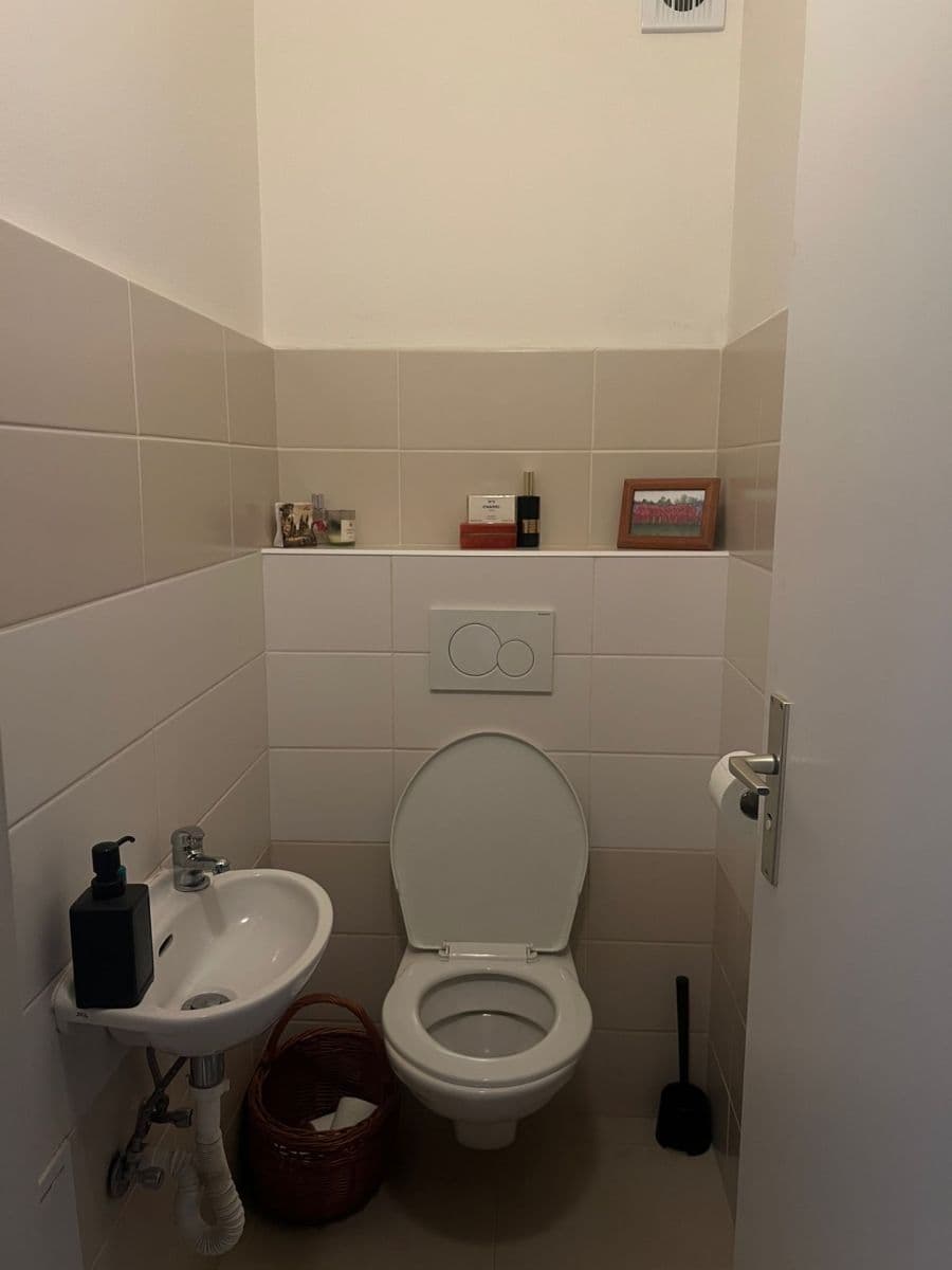 Pronájem bytu 2+kk 55 m², Mikovcova, Praha, Praha Pronájem bytu 2+kk 55 m², Mikovcova, Praha, Praha