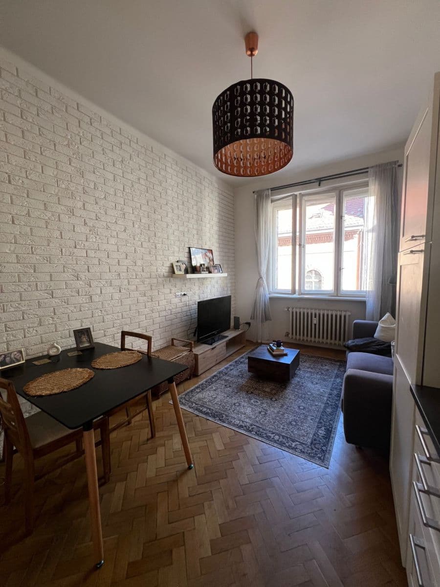 Pronájem bytu 2+kk 55 m², Mikovcova, Praha, Praha Pronájem bytu 2+kk 55 m², Mikovcova, Praha, Praha