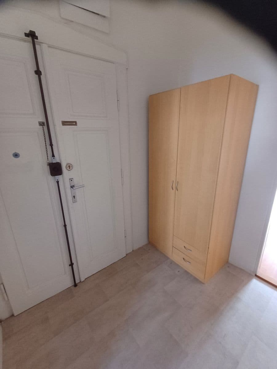 Pronájem bytu 2+kk 37 m², Madridská, Praha, Praha Pronájem bytu 2+kk 37 m², Madridská, Praha, Praha