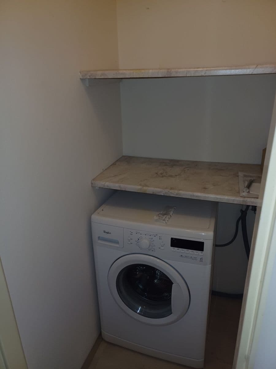 Pronájem bytu 2+kk 37 m², Madridská, Praha, Praha Pronájem bytu 2+kk 37 m², Madridská, Praha, Praha
