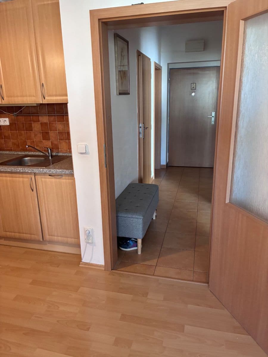 Pronájem bytu 2+kk 65 m², Kudrnova, Praha, Praha Pronájem bytu 2+kk 65 m², Kudrnova, Praha, Praha