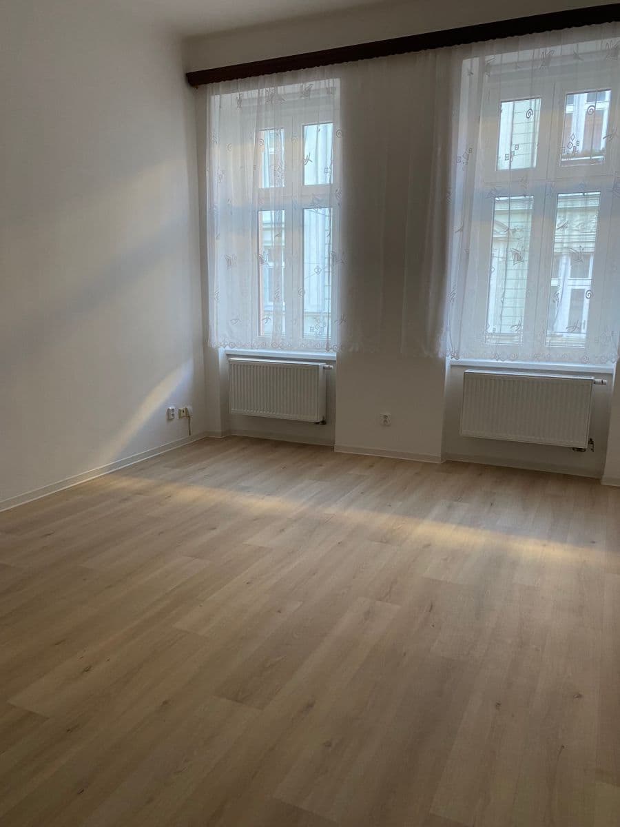 Pronájem bytu 2+1 74 m², Havlíčkova, Plzeň, Plzeňský kraj Pronájem bytu 2+1 74 m², Havlíčkova, Plzeň, Plzeňský kraj
