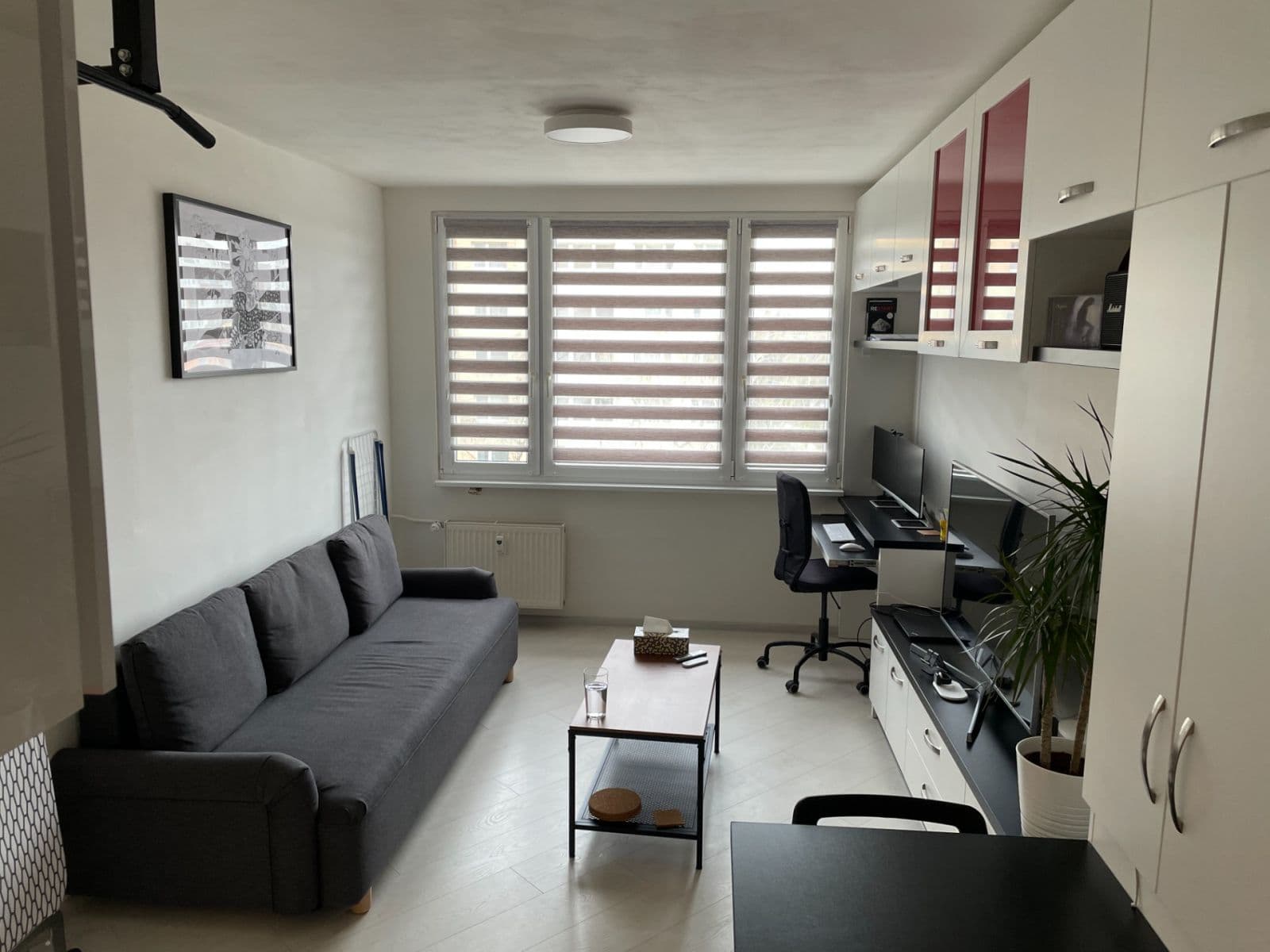 Prodej bytu 2+kk 40 m², Jetelová, Praha, Praha Prodej bytu 2+kk 40 m², Jetelová, Praha, Praha