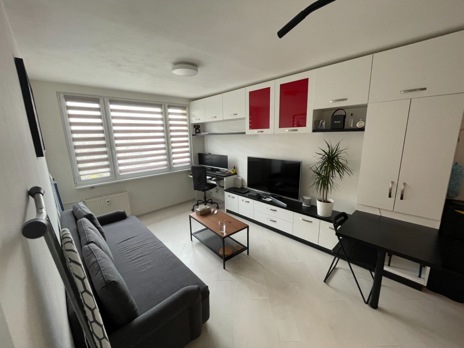 Prodej bytu 2+kk 40 m², Jetelová, Praha, Praha Prodej bytu 2+kk 40 m², Jetelová, Praha, Praha