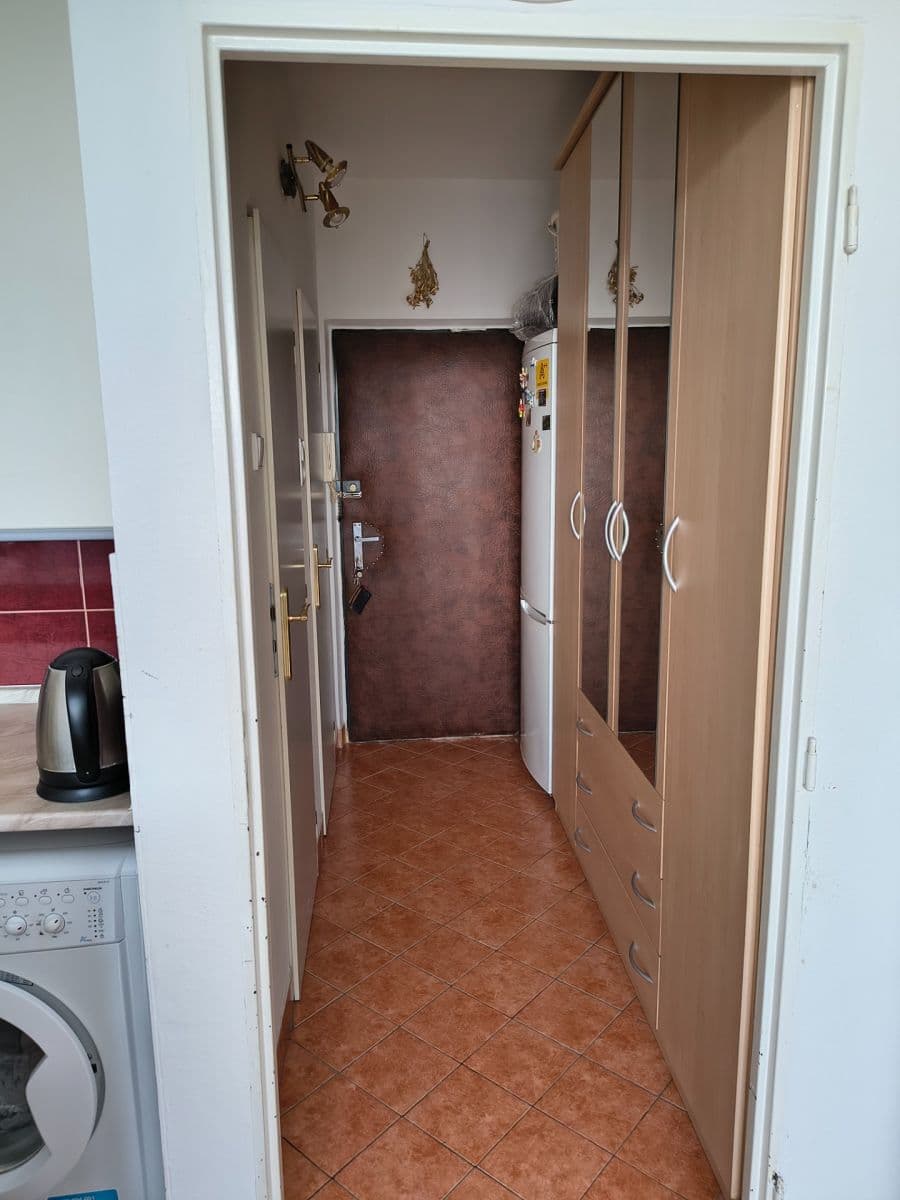 Prodej bytu 1+kk 27 m², Hostýnská, Praha, Praha Prodej bytu 1+kk 27 m², Hostýnská, Praha, Praha