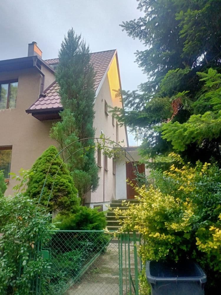 Pronájem bytu 3+1 100 m², Liběchov, Středočeský kraj Pronájem bytu 3+1 100 m², Liběchov, Středočeský kraj