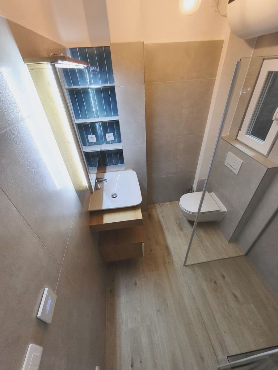 Pronájem bytu 1+kk 25 m², Jičínská, Praha, Praha Pronájem bytu 1+kk 25 m², Jičínská, Praha, Praha