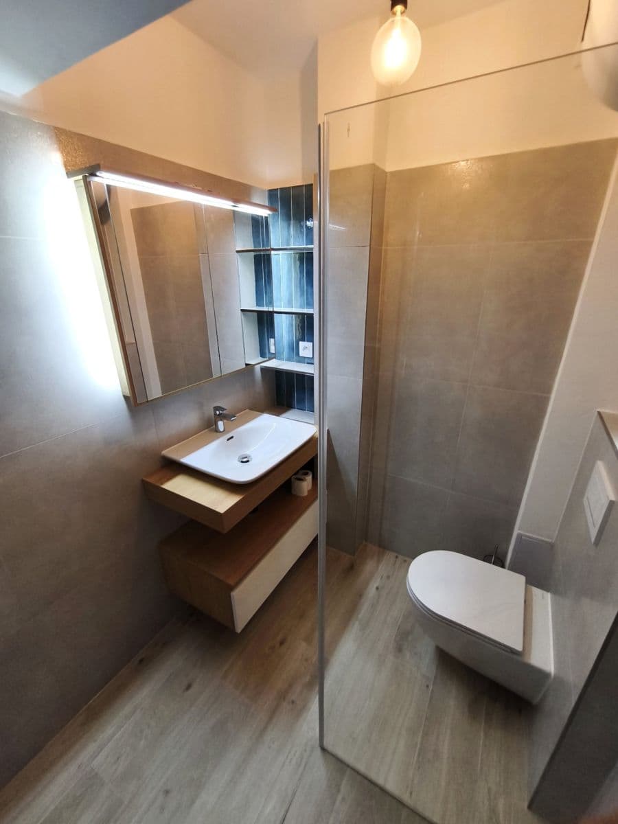 Pronájem bytu 1+kk 25 m², Jičínská, Praha, Praha Pronájem bytu 1+kk 25 m², Jičínská, Praha, Praha