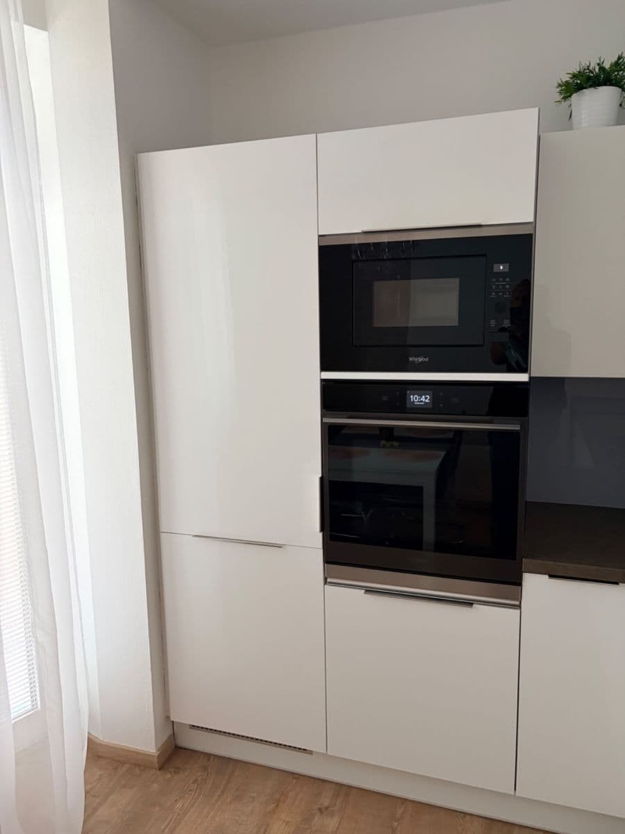 Pronájem bytu 2+1 66 m², Handkeho, Olomouc, Olomoucký kraj Pronájem bytu 2+1 66 m², Handkeho, Olomouc, Olomoucký kraj