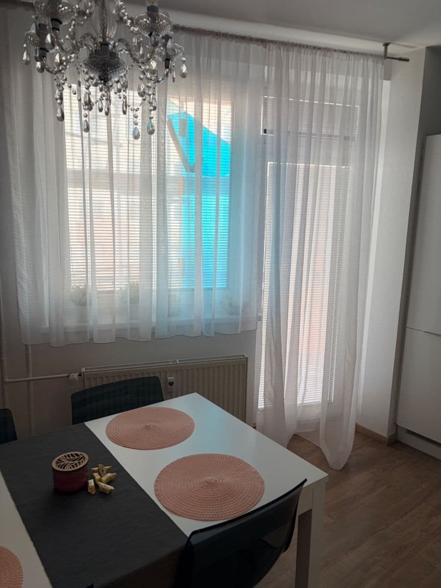 Pronájem bytu 2+1 66 m², Handkeho, Olomouc, Olomoucký kraj Pronájem bytu 2+1 66 m², Handkeho, Olomouc, Olomoucký kraj