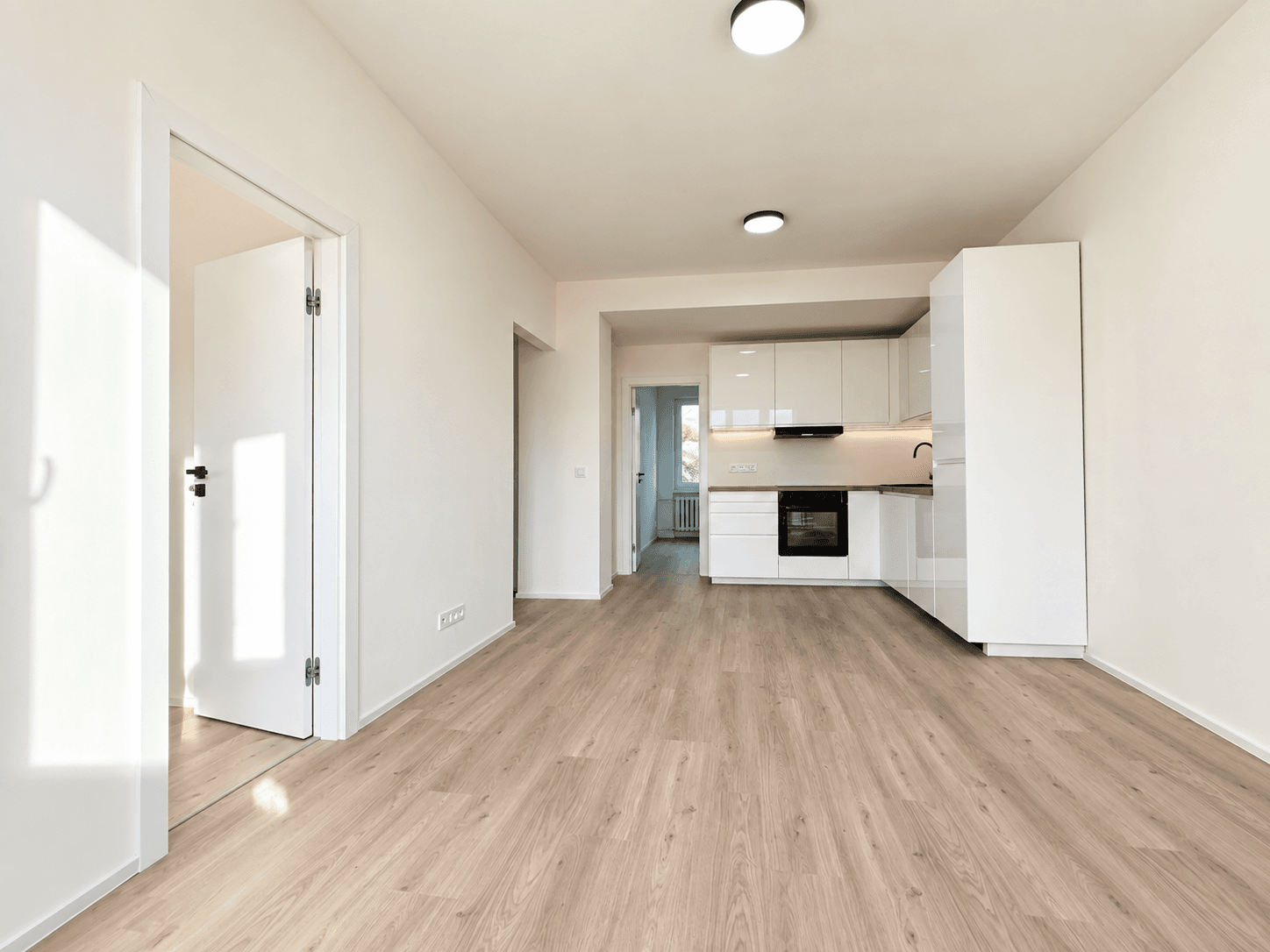 Prodej bytu 3+kk 57 m², 28. října, Neratovice, Středočeský kraj Prodej bytu 3+kk 57 m², 28. října, Neratovice, Středočeský kraj