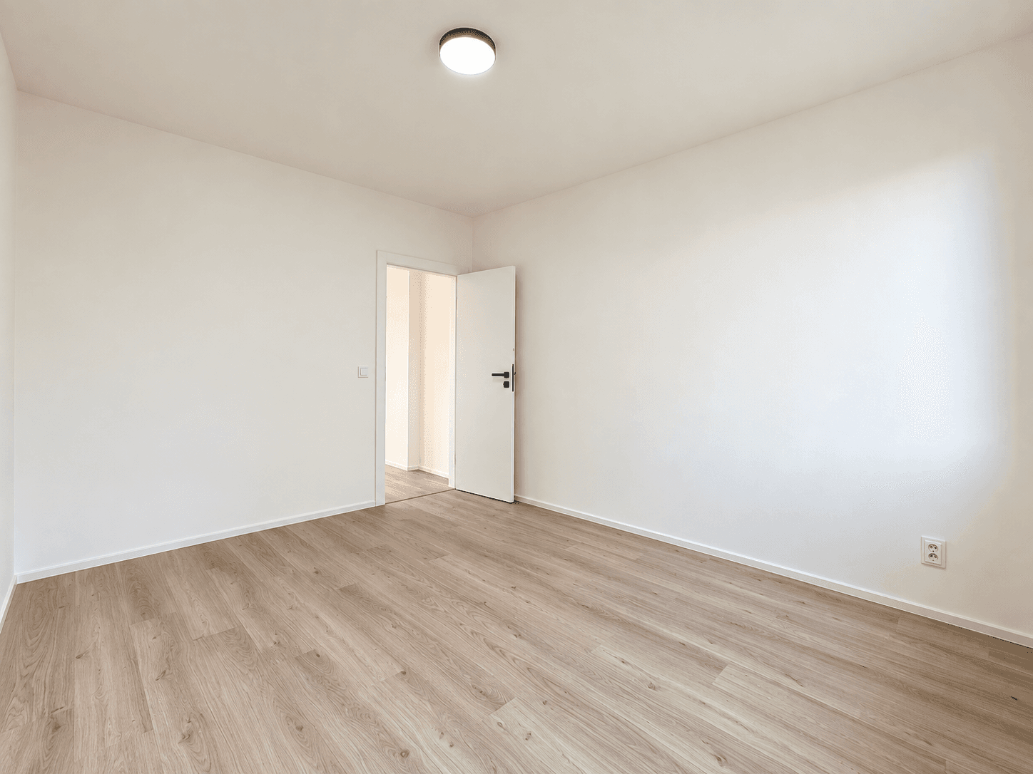 Prodej bytu 3+kk 57 m², 28. října, Neratovice, Středočeský kraj Prodej bytu 3+kk 57 m², 28. října, Neratovice, Středočeský kraj