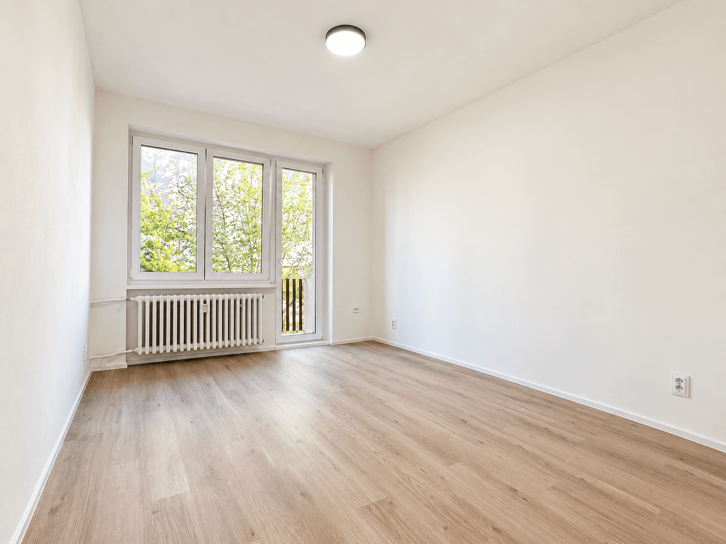 Prodej bytu 3+kk 57 m², 28. října, Neratovice, Středočeský kraj Prodej bytu 3+kk 57 m², 28. října, Neratovice, Středočeský kraj