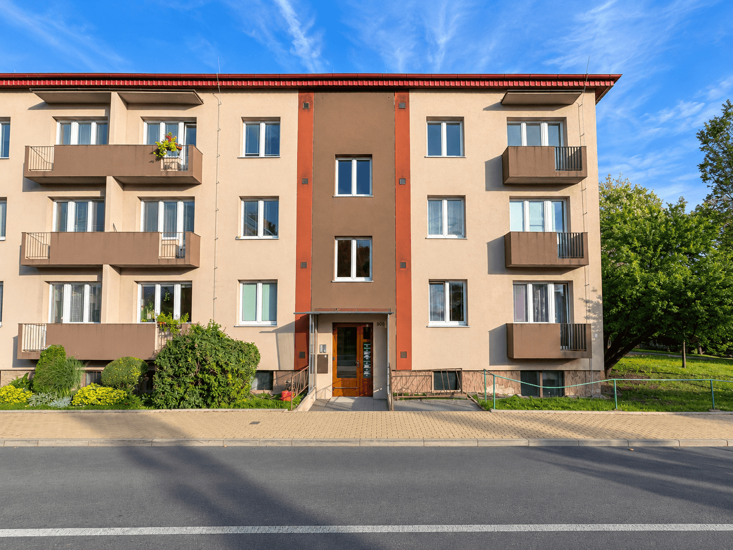 Prodej bytu 3+kk 57 m², 28. října, Neratovice, Středočeský kraj Prodej bytu 3+kk 57 m², 28. října, Neratovice, Středočeský kraj