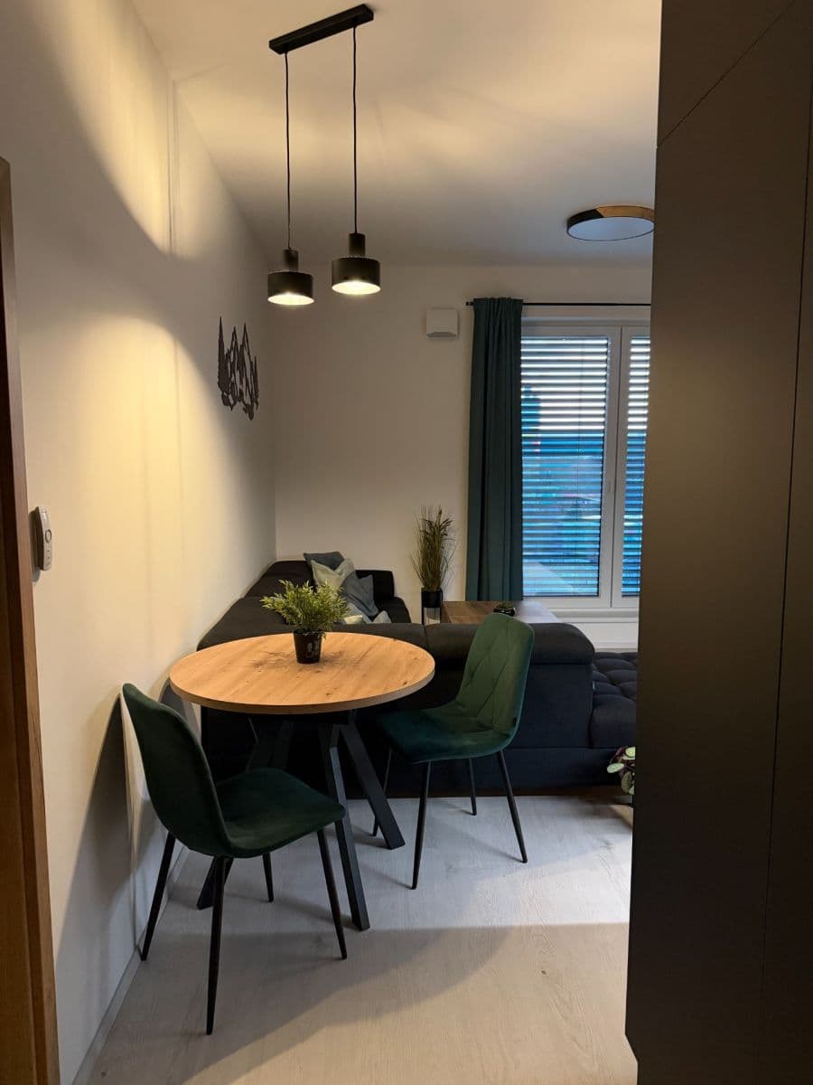 Pronájem bytu 3+kk 63 m², Augustina Lukeše, Brandýs nad Labem-Stará Boleslav, Středočeský kraj Pronájem bytu 3+kk 63 m², Augustina Lukeše, Brandýs nad Labem-Stará Boleslav, Středočeský kraj