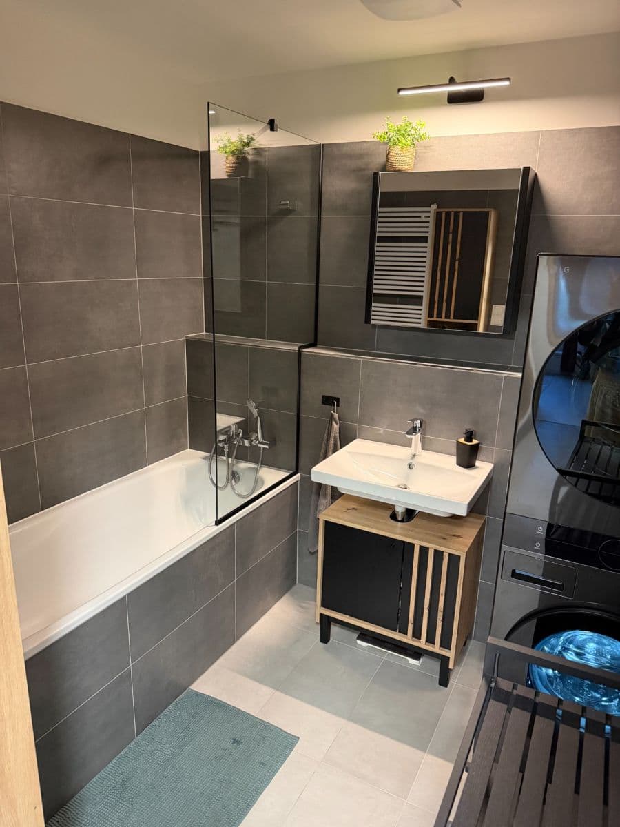 Pronájem bytu 3+kk 63 m², Augustina Lukeše, Brandýs nad Labem-Stará Boleslav, Středočeský kraj Pronájem bytu 3+kk 63 m², Augustina Lukeše, Brandýs nad Labem-Stará Boleslav, Středočeský kraj
