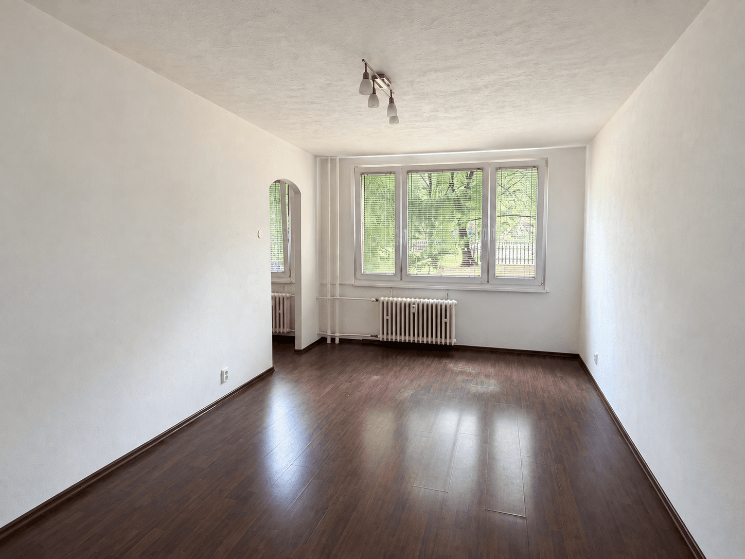 Prodej bytu 3+1 55 m², Varnsdorfská, Praha, Praha Prodej bytu 3+1 55 m², Varnsdorfská, Praha, Praha