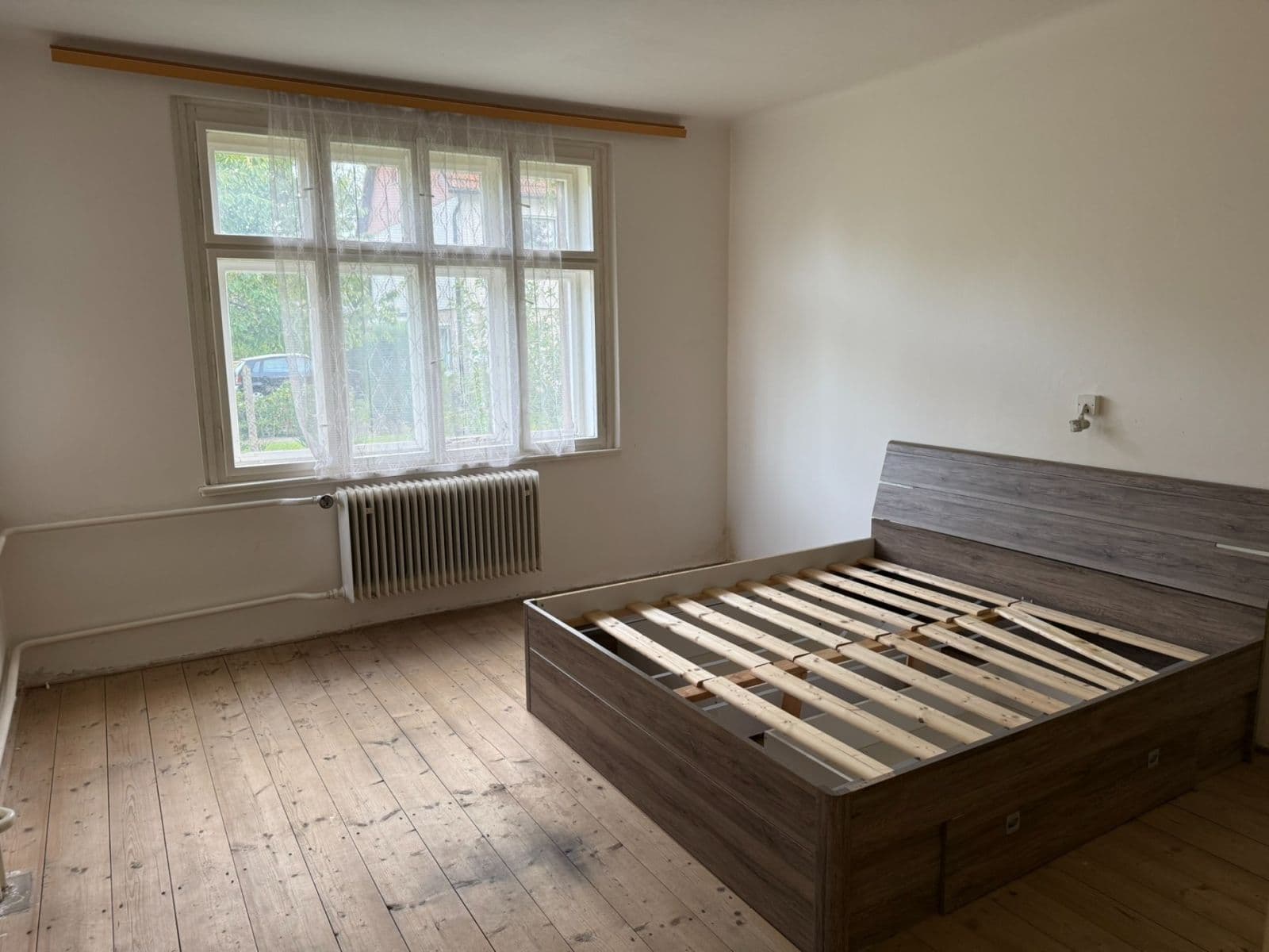 Pronájem domu 200 m², pozemek 1.200 m², Topolská, Černošice, Středočeský kraj Pronájem domu 200 m², pozemek 1.200 m², Topolská, Černošice, Středočeský kraj