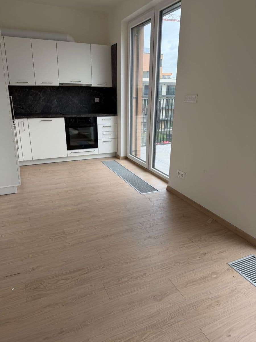 Pronájem bytu 1+kk 30 m², Jáchymovská, Praha, Praha Pronájem bytu 1+kk 30 m², Jáchymovská, Praha, Praha