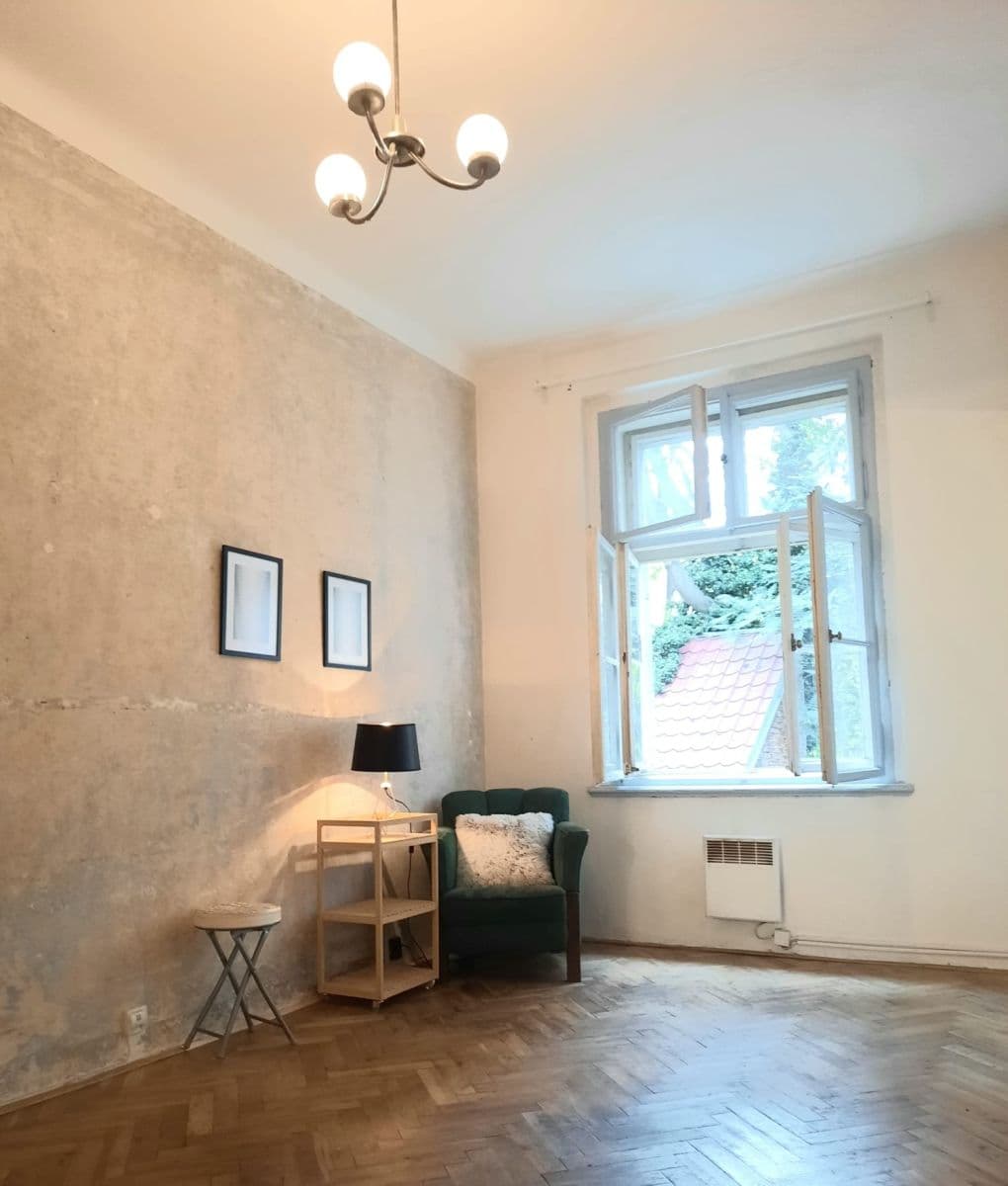 Pronájem bytu 2+1 65 m², Krásova, Praha, Praha Pronájem bytu 2+1 65 m², Krásova, Praha, Praha