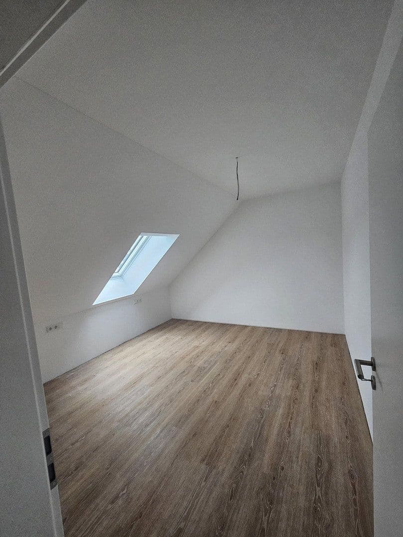 Pronájem bytu 3+1 70 m², Nürnberg, Bavorsko Pronájem bytu 3+1 70 m², Nürnberg, Bavorsko