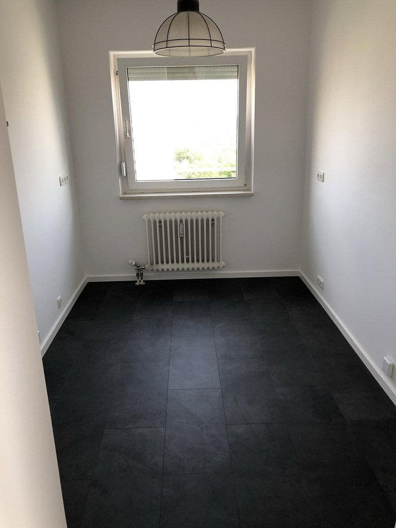 Prodej bytu 3+1 84 m², Markt Schwaben, Bavorsko Prodej bytu 3+1 84 m², Markt Schwaben, Bavorsko