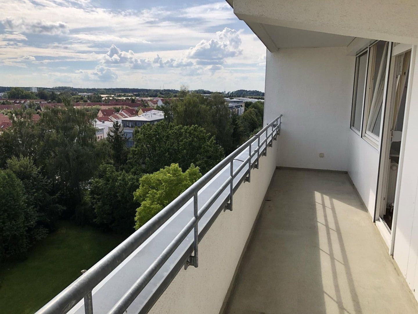 Prodej bytu 3+1 84 m², Markt Schwaben, Bavorsko Prodej bytu 3+1 84 m², Markt Schwaben, Bavorsko