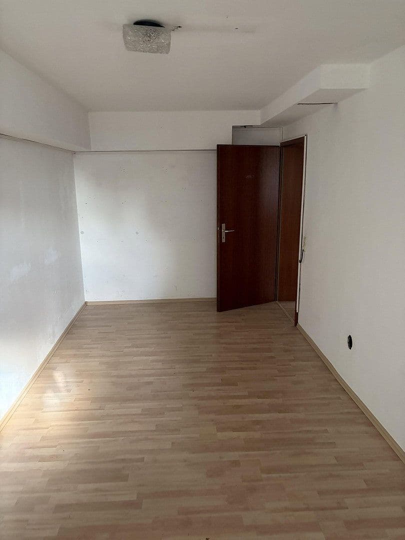 Pronájem bytu 3+1 96 m², Im Merkelgrund 5, Brühl, Bádensko-Württembersko Pronájem bytu 3+1 96 m², Im Merkelgrund 5, Brühl, Bádensko-Württembersko