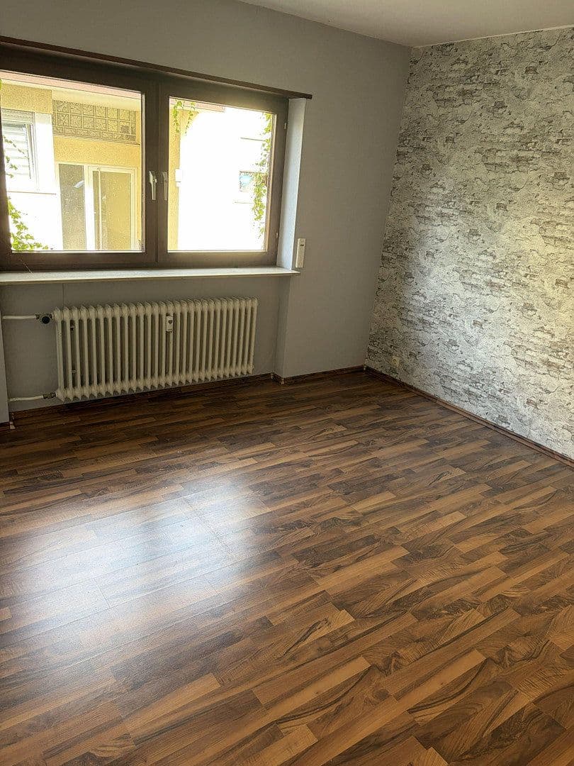 Pronájem bytu 3+1 96 m², Im Merkelgrund 5, Brühl, Bádensko-Württembersko Pronájem bytu 3+1 96 m², Im Merkelgrund 5, Brühl, Bádensko-Württembersko