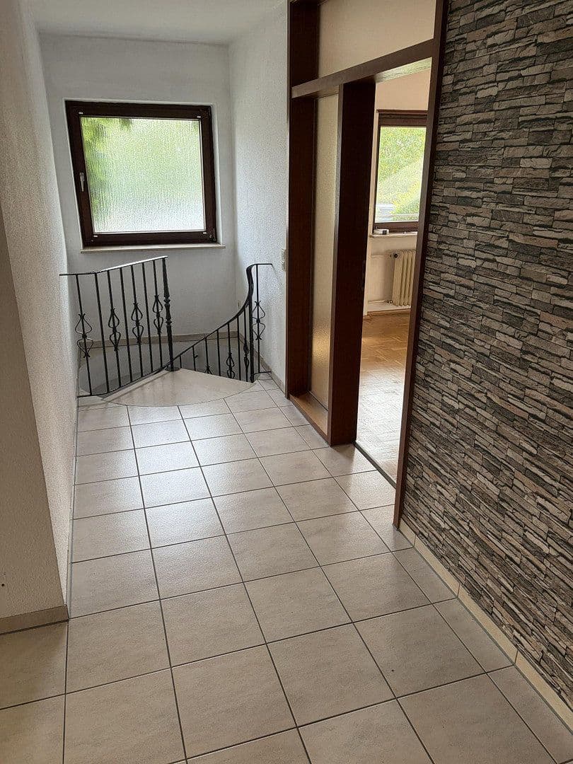 Pronájem bytu 3+1 96 m², Im Merkelgrund 5, Brühl, Bádensko-Württembersko Pronájem bytu 3+1 96 m², Im Merkelgrund 5, Brühl, Bádensko-Württembersko