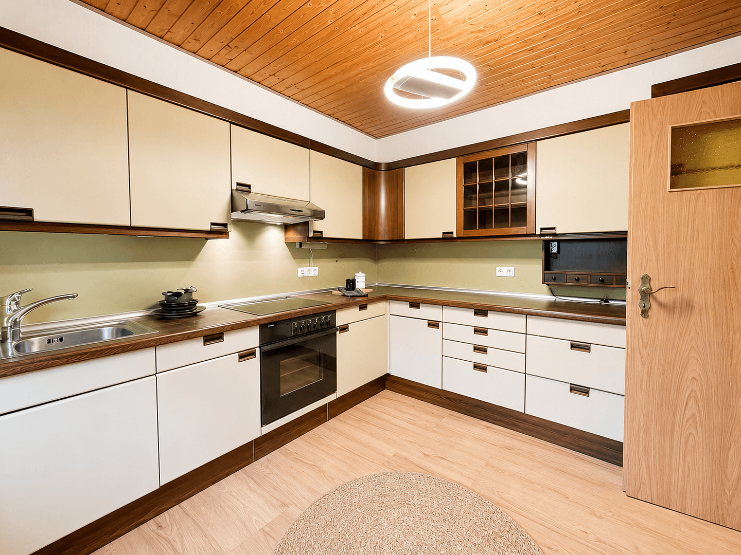 Prodej domu 120 m², pozemek 158 m², Bremen, Bremen Prodej domu 120 m², pozemek 158 m², Bremen, Bremen