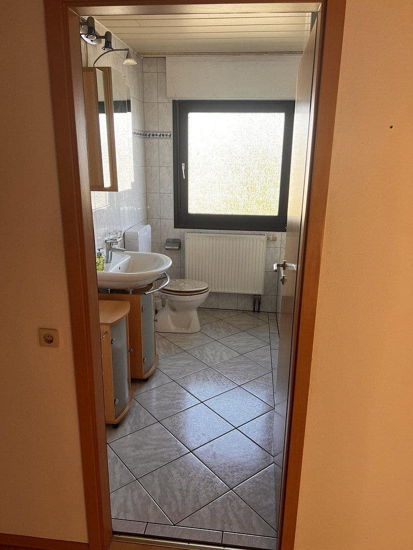 Prodej domu 140 m², pozemek 611 m², Neuenstadt am Kocher, Bádensko-Württembersko Prodej domu 140 m², pozemek 611 m², Neuenstadt am Kocher, Bádensko-Württembersko