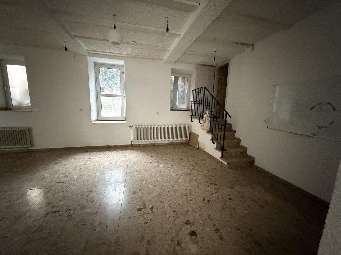 Pronájem kanceláře 85 m², Untere Vorstadt 26, Tuttlingen, Bádensko-Württembersko Pronájem kanceláře 85 m², Untere Vorstadt 26, Tuttlingen, Bádensko-Württembersko