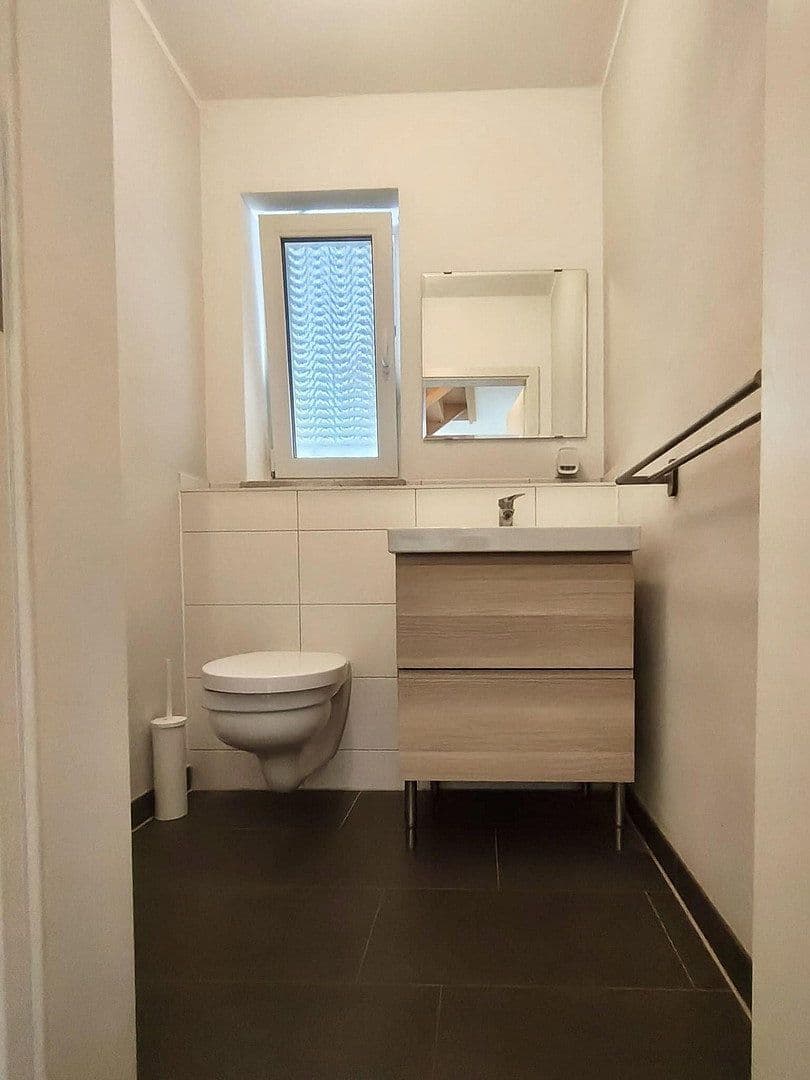 Prodej domu 125 m², pozemek 606 m², Oberschweinbach, Bavorsko Prodej domu 125 m², pozemek 606 m², Oberschweinbach, Bavorsko