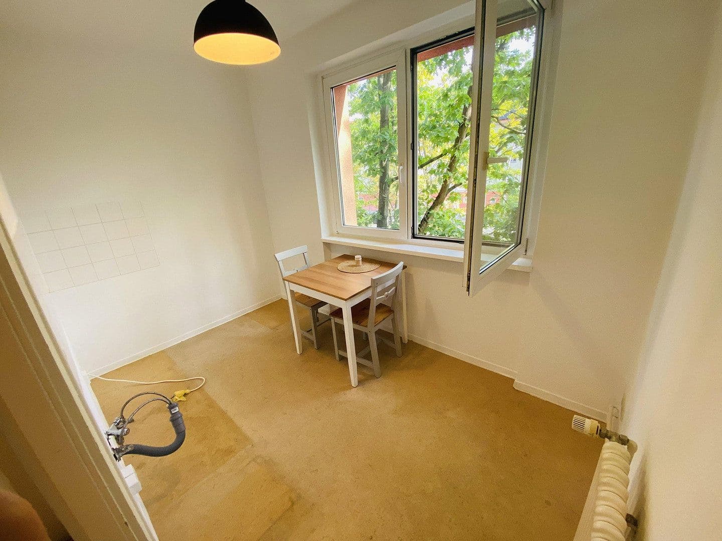 Prodej bytu 2+1 48 m², Storkower Str. 88, Berlin, Berlín Prodej bytu 2+1 48 m², Storkower Str. 88, Berlin, Berlín