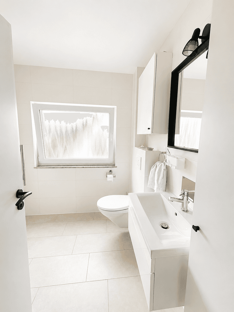 Prodej domu 120 m², pozemek 419 m², Weinstr. 47, Oberderdingen, Bádensko-Württembersko Prodej domu 120 m², pozemek 419 m², Weinstr. 47, Oberderdingen, Bádensko-Württembersko