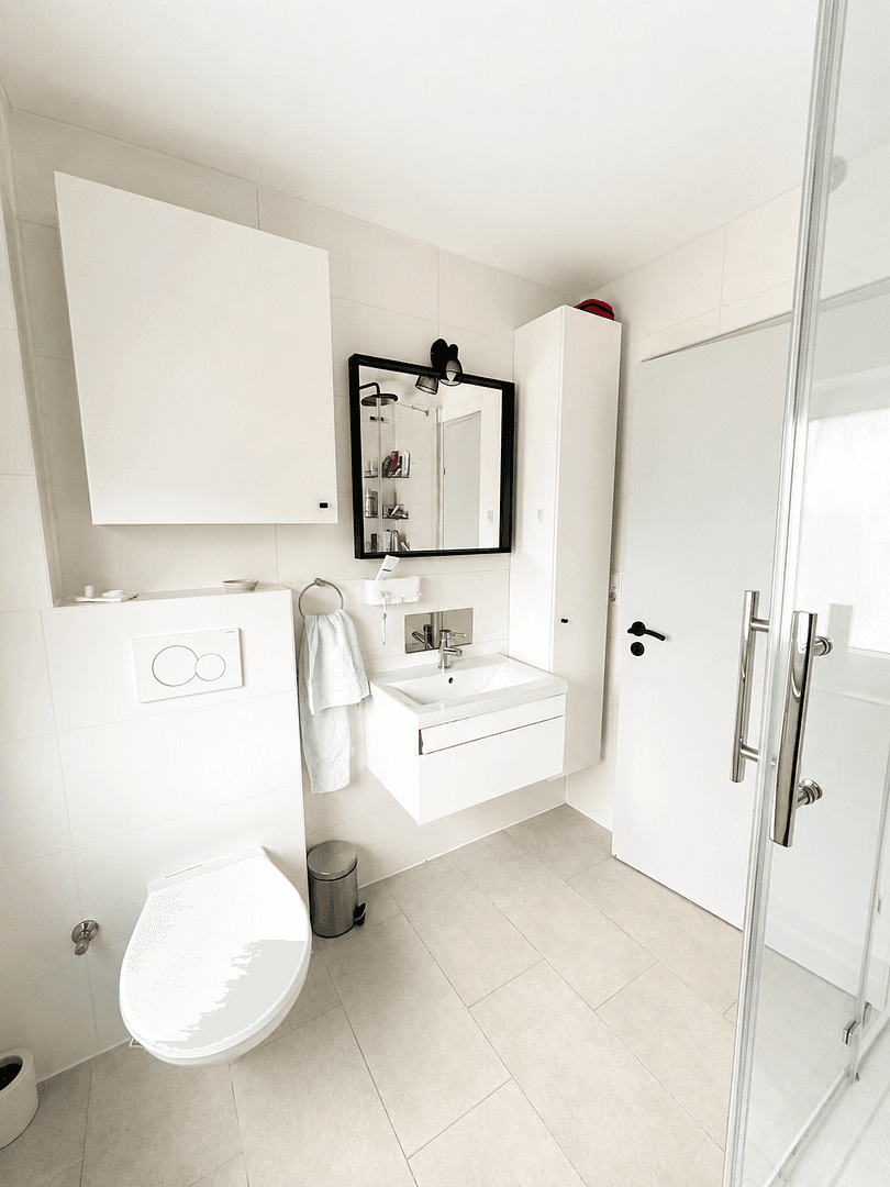 Prodej domu 120 m², pozemek 419 m², Weinstr. 47, Oberderdingen, Bádensko-Württembersko Prodej domu 120 m², pozemek 419 m², Weinstr. 47, Oberderdingen, Bádensko-Württembersko
