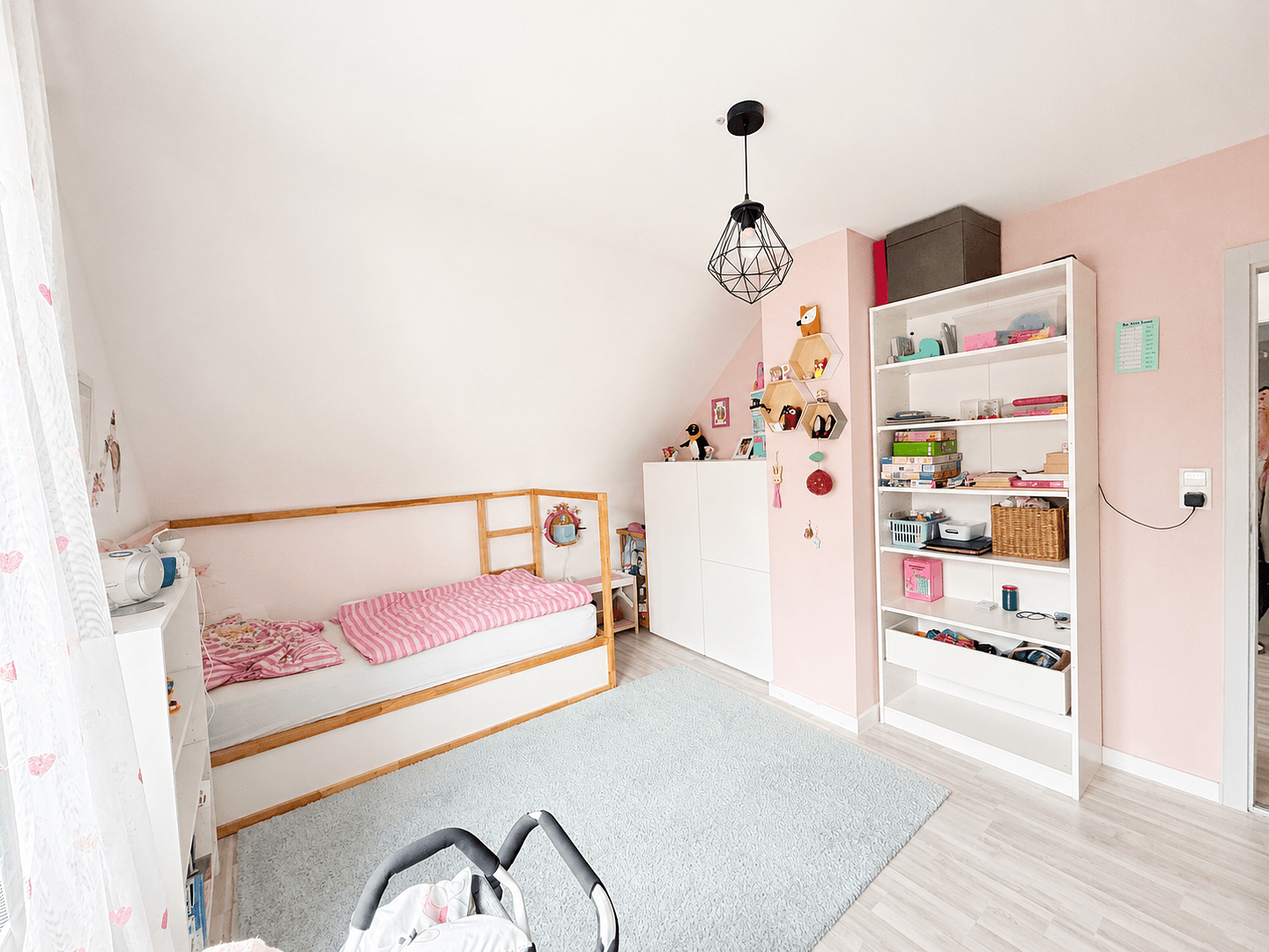 Prodej domu 120 m², pozemek 419 m², Weinstr. 47, Oberderdingen, Bádensko-Württembersko Prodej domu 120 m², pozemek 419 m², Weinstr. 47, Oberderdingen, Bádensko-Württembersko