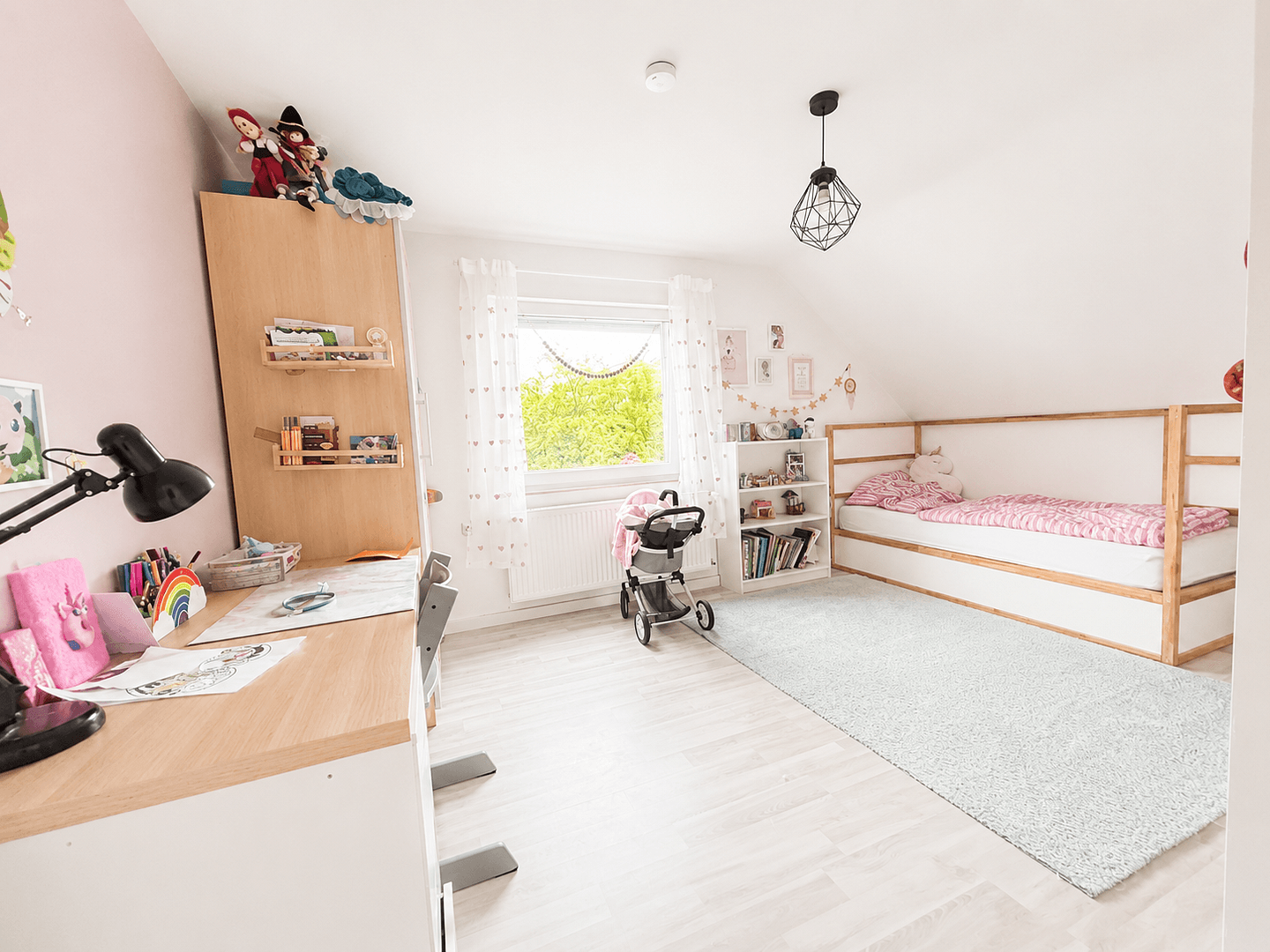 Prodej domu 120 m², pozemek 419 m², Weinstr. 47, Oberderdingen, Bádensko-Württembersko Prodej domu 120 m², pozemek 419 m², Weinstr. 47, Oberderdingen, Bádensko-Württembersko