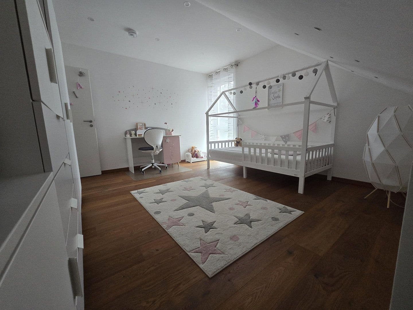 Prodej bytu 4+1 126 m², Eggenstein-Leopoldshafen, Bádensko-Württembersko Prodej bytu 4+1 126 m², Eggenstein-Leopoldshafen, Bádensko-Württembersko