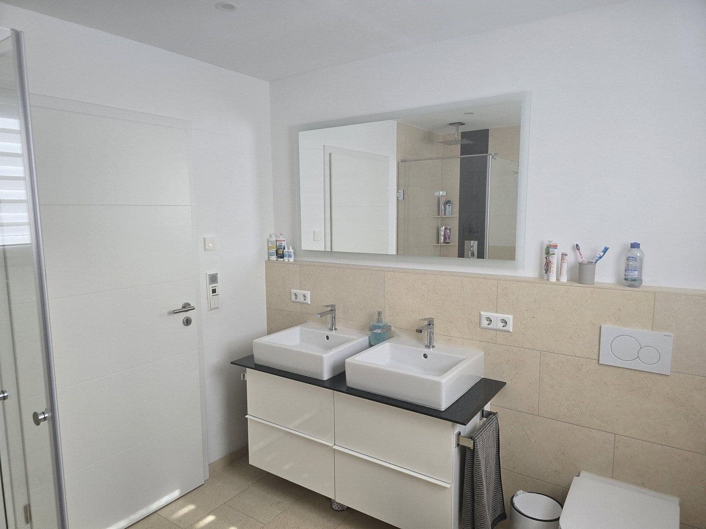 Prodej bytu 4+1 126 m², Eggenstein-Leopoldshafen, Bádensko-Württembersko Prodej bytu 4+1 126 m², Eggenstein-Leopoldshafen, Bádensko-Württembersko